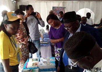 Littérature : Le SALIDO (Salon du Livre de Douala) fait Lire…