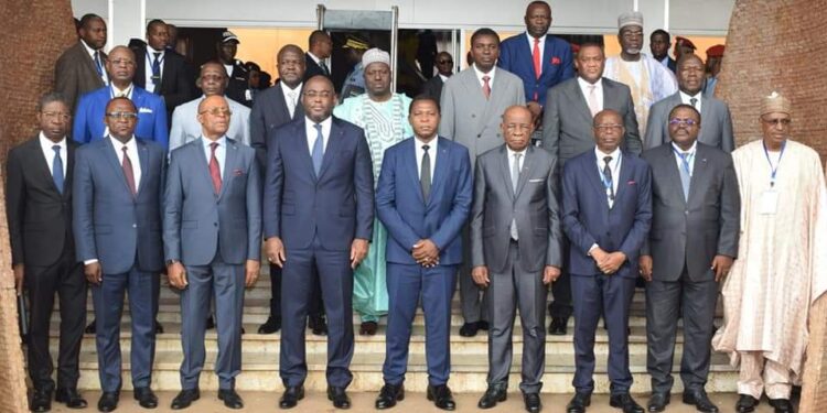Seconde Conférence semestrielle des Gouverneurs de Région : les travaux s’ouvrent à Yaoundé