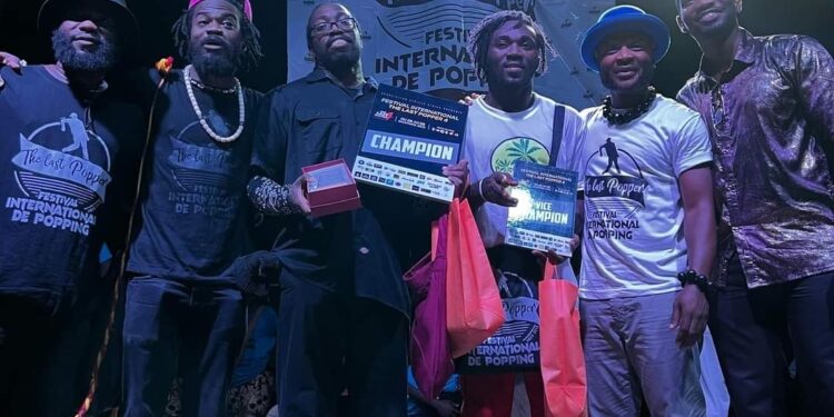 Culture : Le Popping, cette danse passionnante de plus en plus pratiquée par les jeunes camerounais, promue à travers le festival “The Last Popper.”