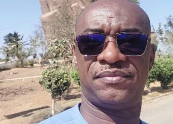 Cabral Libii : “Nous représentons le principal, voir l’unique espoir pour l’alternance pacifique de ce pays. Même s’ils se montrent sans cœur dans le pillage irresponsable des maigres ressources de ce pays, ils sont loin d’être idiots. Ils connaissent très bien nos atouts”