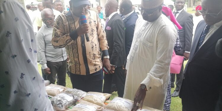 Import Substitution : la Confédération Nationale des Producteurs du Coton du Cameroun participe au Salon National de l’Agriculture