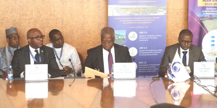 Les Actionnaires de la BDEAC adoptent la mise en place d’un Guichet Islamique pour le financement des projets publics et privés en Afrique Centrale (Communiqué)