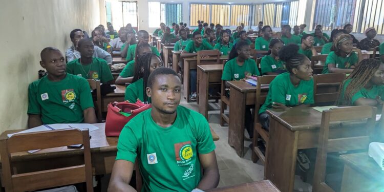 Rentrée académique 2025 : le Complexe Istec-Istaco fait la revue des troupes, avec les étudiants