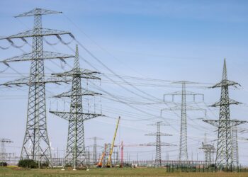 La Côte d’Ivoire lance le projet WASUNA, un programme d’électricité renouvelable qui coûtera 410 millions d’euros