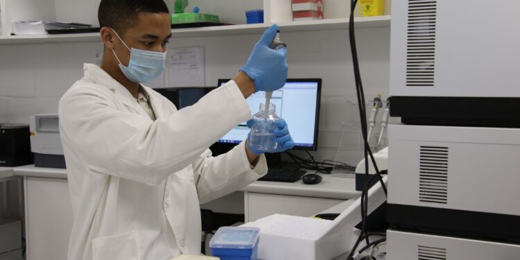 Nigéria : un simple double nœud sécurise les transfusions sanguines