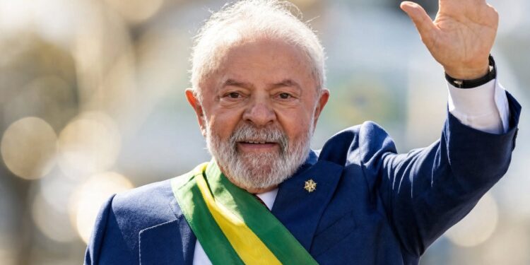 Présidentielle au Brésil : Lula Da Silva réélu pour un quatrième mandat, les défis économiques au cœur de son retour
