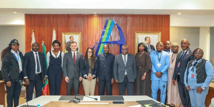 Port de Douala-Bonabéri : une délégation du Sénat américain explore les opportunités de coopération économique avec le Cameroun
