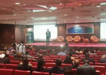 Investissement en CEMAC : au Cameroun, la COSUMAF appelle à mieux protéger l’épargne et à élargir la base des investisseurs